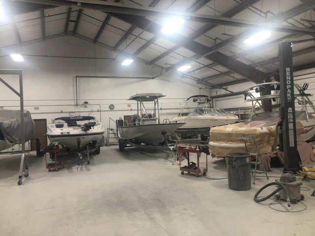 Calibre Marine gallery photo 15: The shop floor — several projects at once